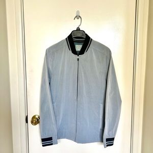 Lightweight, water resistant, bomber jacket | Perry Ellis | M